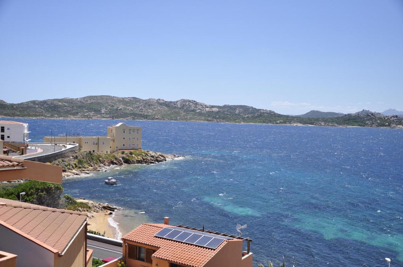 Appartamentino panoramico...con finestra sul mare! La Maddalena  Esterno foto