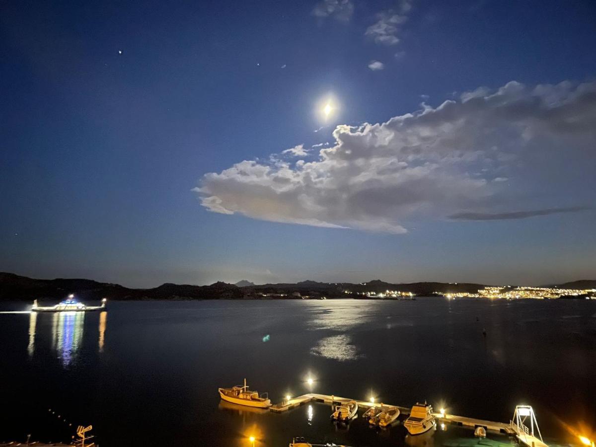 Appartamentino panoramico...con finestra sul mare! La Maddalena  Esterno foto