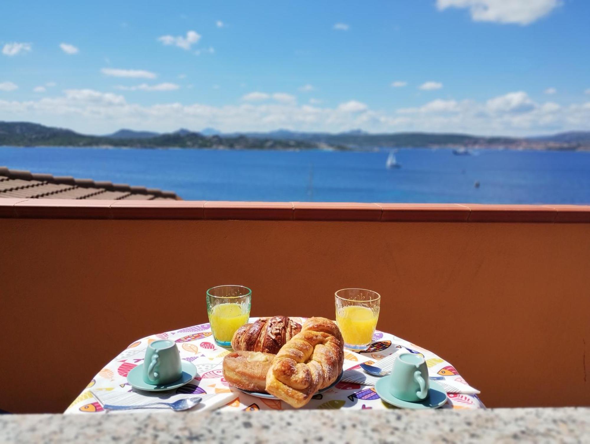 Appartamentino panoramico...con finestra sul mare! La Maddalena  Esterno foto