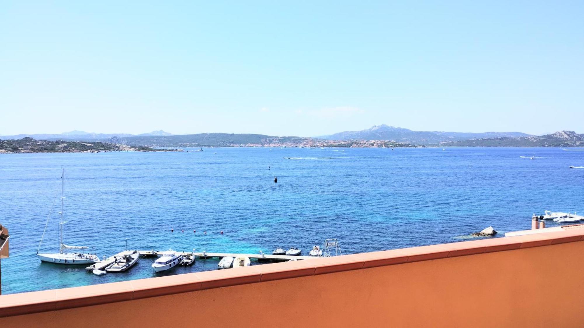 Appartamentino panoramico...con finestra sul mare! La Maddalena  Esterno foto