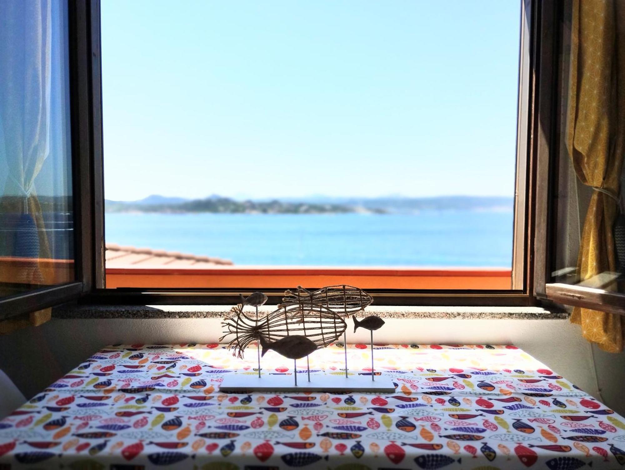 Appartamentino panoramico...con finestra sul mare! La Maddalena  Esterno foto